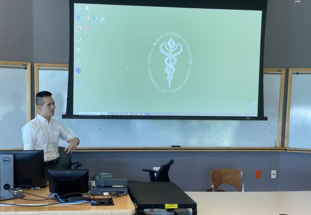 Victor Ruthig presenting at JABSOM